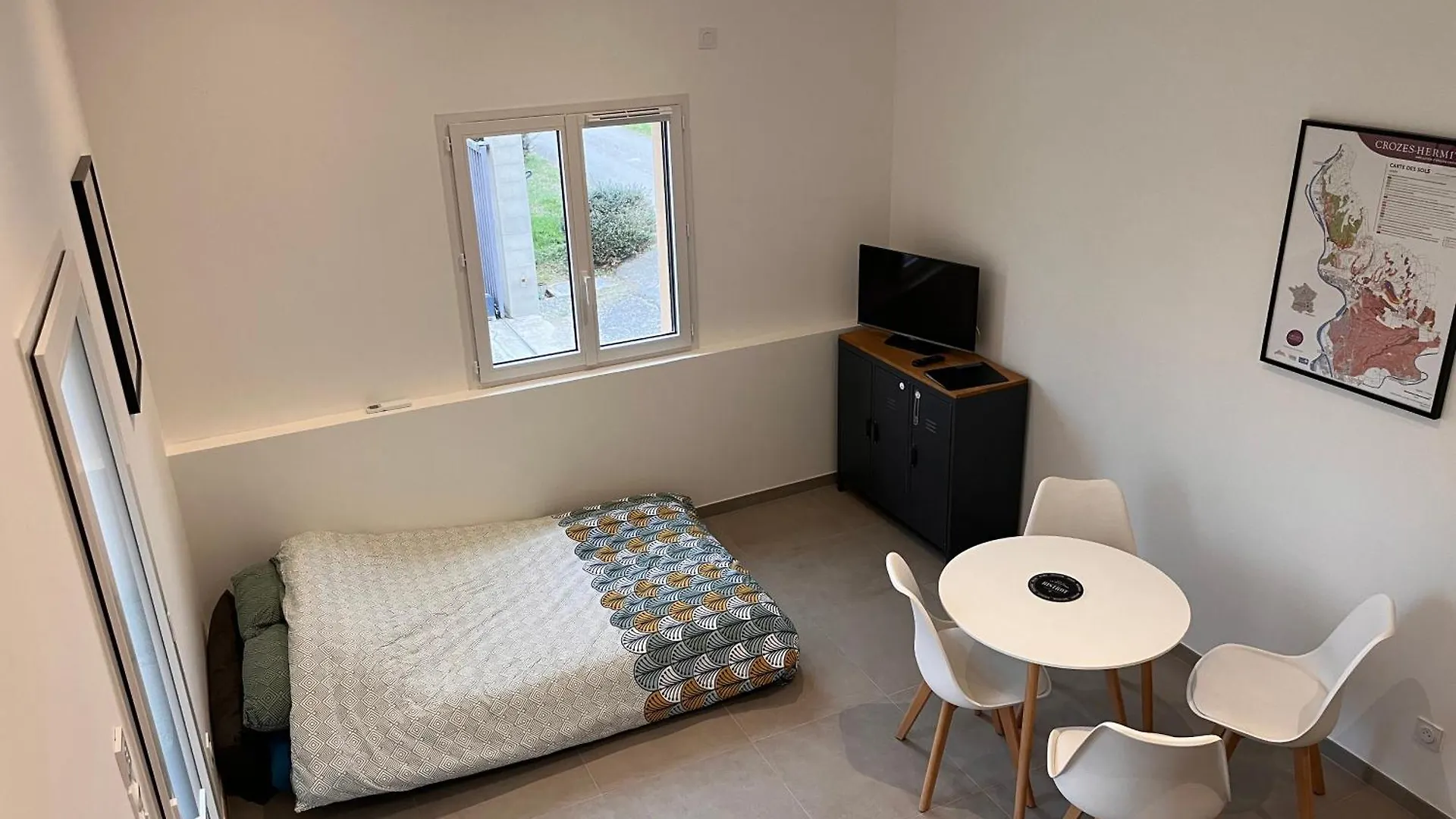 Apartment Le Gite Des Louis Chanos-Curson